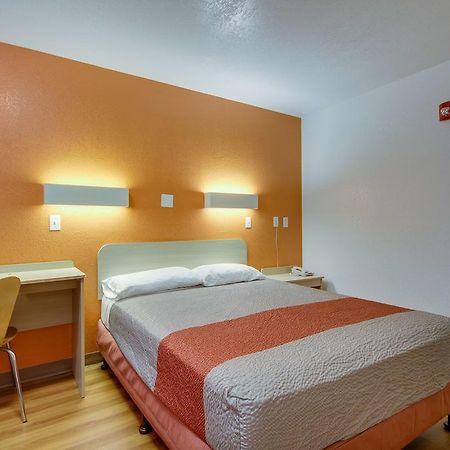 Avera Suites Маскогі Екстер'єр фото